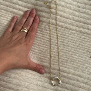 Stella and Dot Necklace
